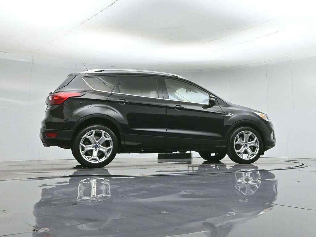 Certified 2019 Ford Escape Titanium FWD image 12