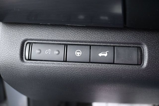 Used 2024 Nissan Pathfinder SL AWD/4WD image 25