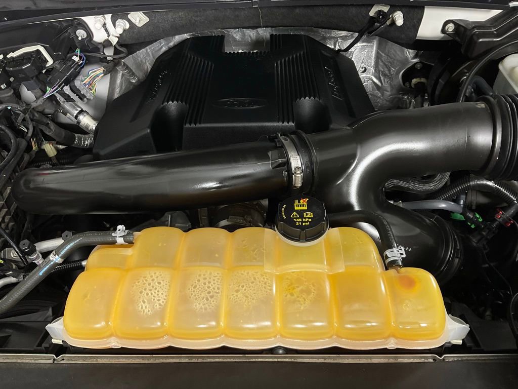 Certified 2018 Ford F150 Lariat w/ Equipment Group 502A Luxury image 9