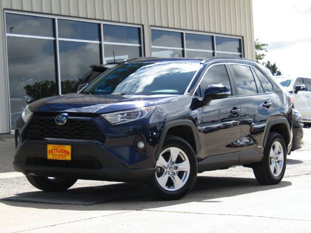 Used 2021 Toyota RAV4 XLE w/ Convenience Package AWD/4WD image 12