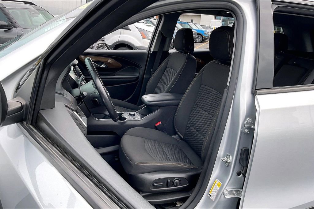 Used 2021 GMC Terrain SLE w/ Driver Convenience Package image 22