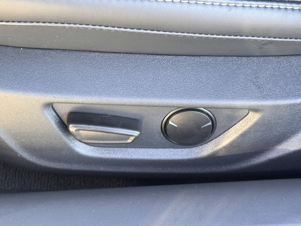 Certified 2025 Ford Mustang Coupe image 18