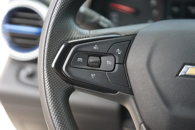 Used 2025 Chevrolet Trax LS w/ LS Convenience Package FWD image 22