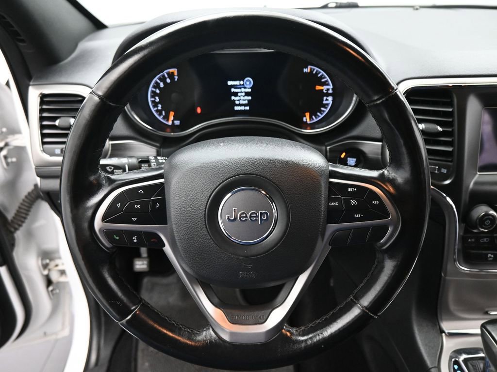 Used 2021 Jeep Grand Cherokee Laredo RWD image 12