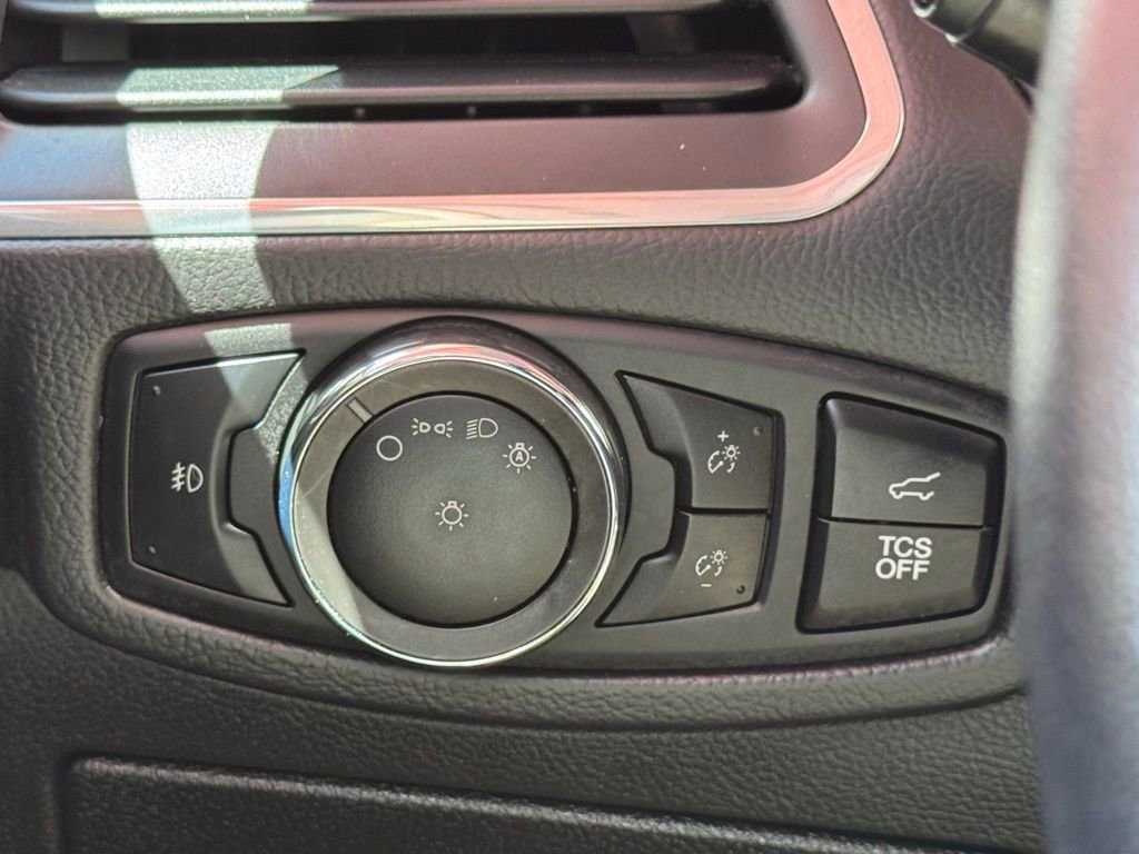 Certified 2023 Ford Edge Titanium AWD/4WD image 39