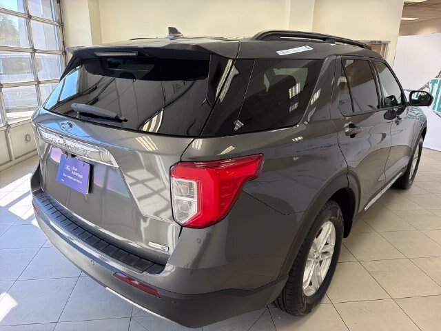 Certified 2020 Ford Explorer XLT w/ Equipment Group 202A AWD/4WD image 8