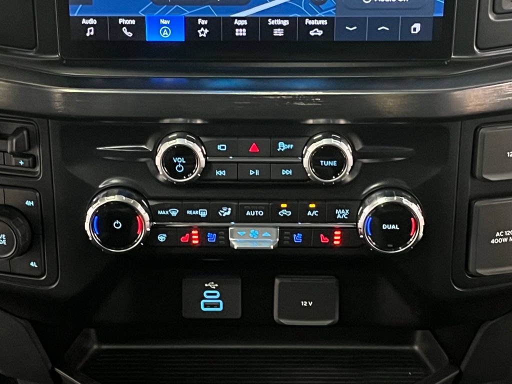 Certified 2025 Ford F350 Lariat w/ Camper Package AWD/4WD image 22