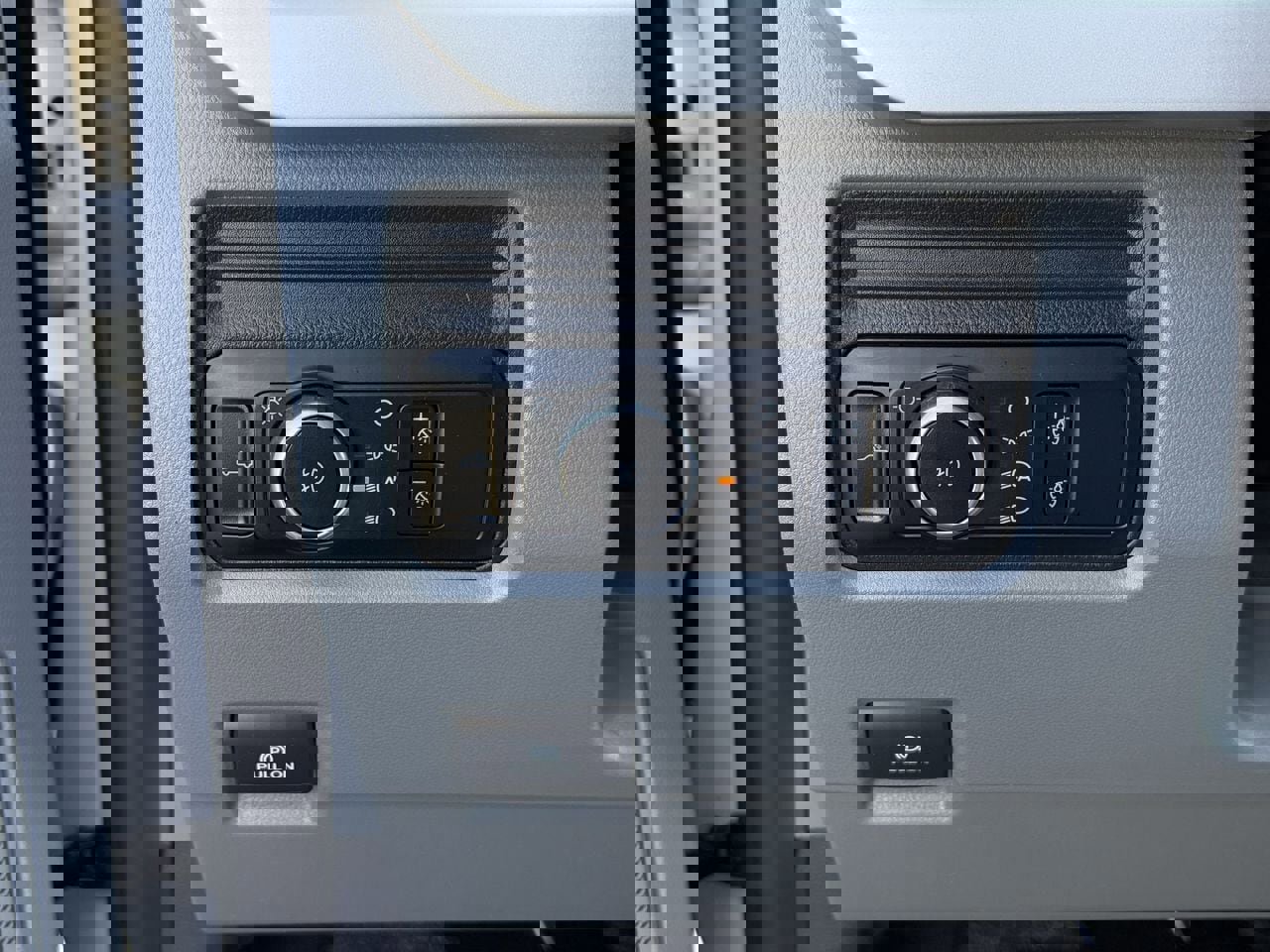 Certified 2024 Ford F250 XL w/ XL Driver Assist Package image 23