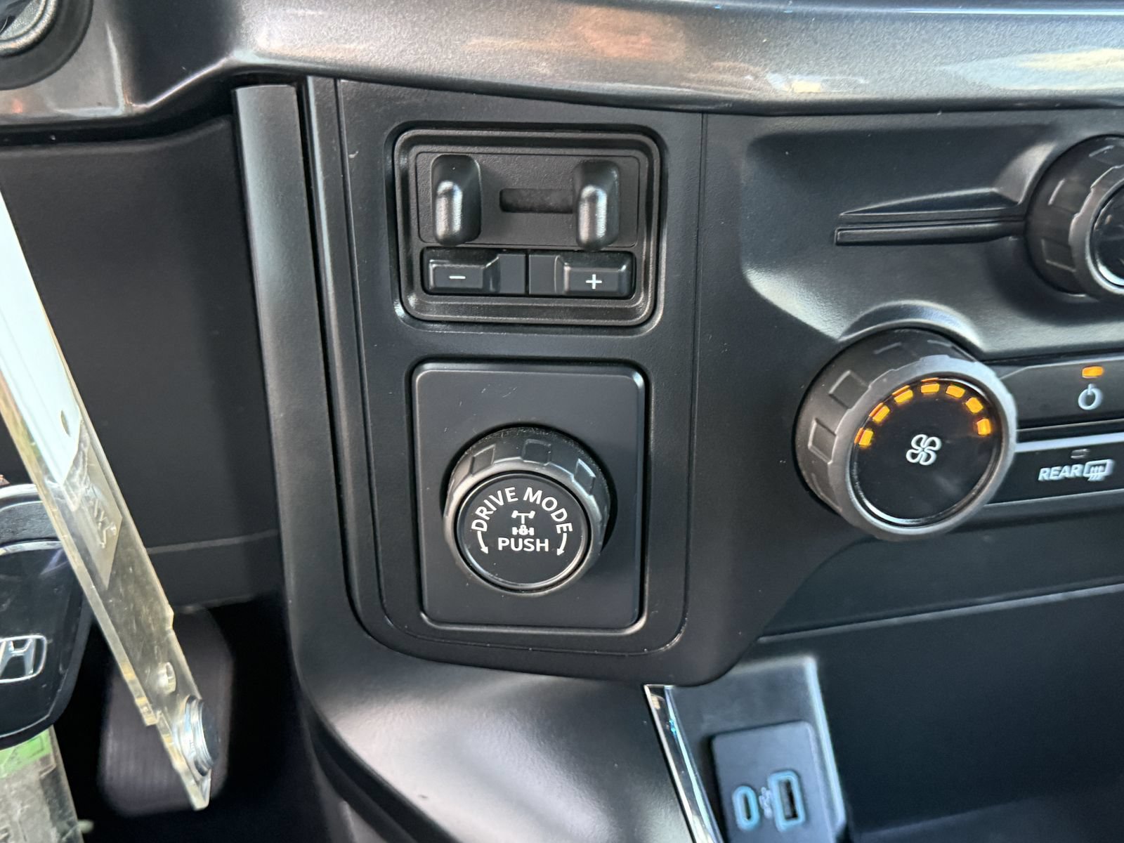 Certified 2024 Ford F150 STX RWD image 29
