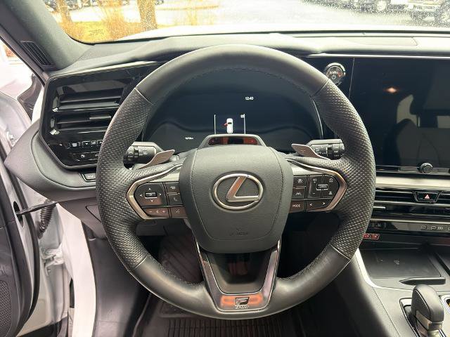 Used 2025 Lexus TX 500h AWD w/ Technology Package image 22