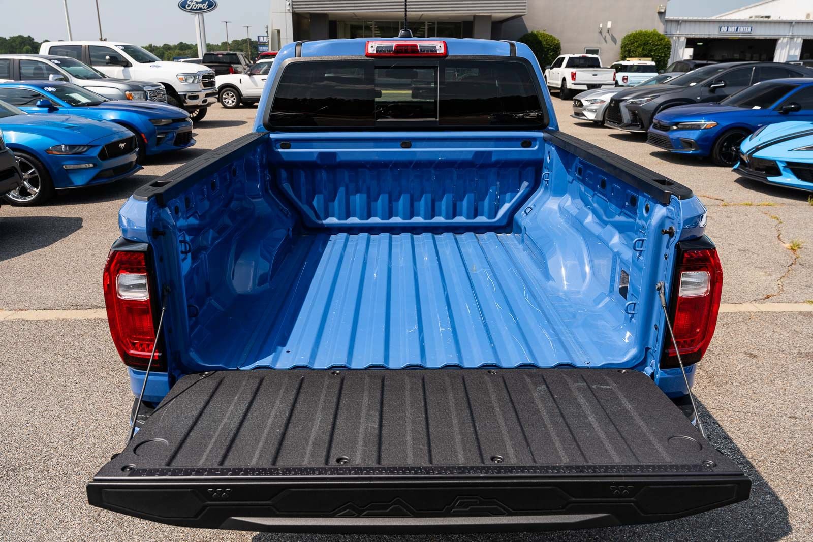 Used 2026 GMC Canyon Elevation RWD image 15