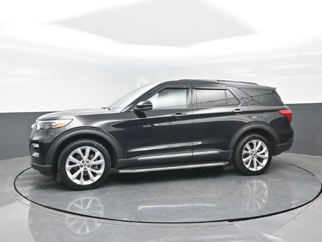 Certified 2024 Ford Explorer Platinum w/ Technology Package AWD/4WD image 4
