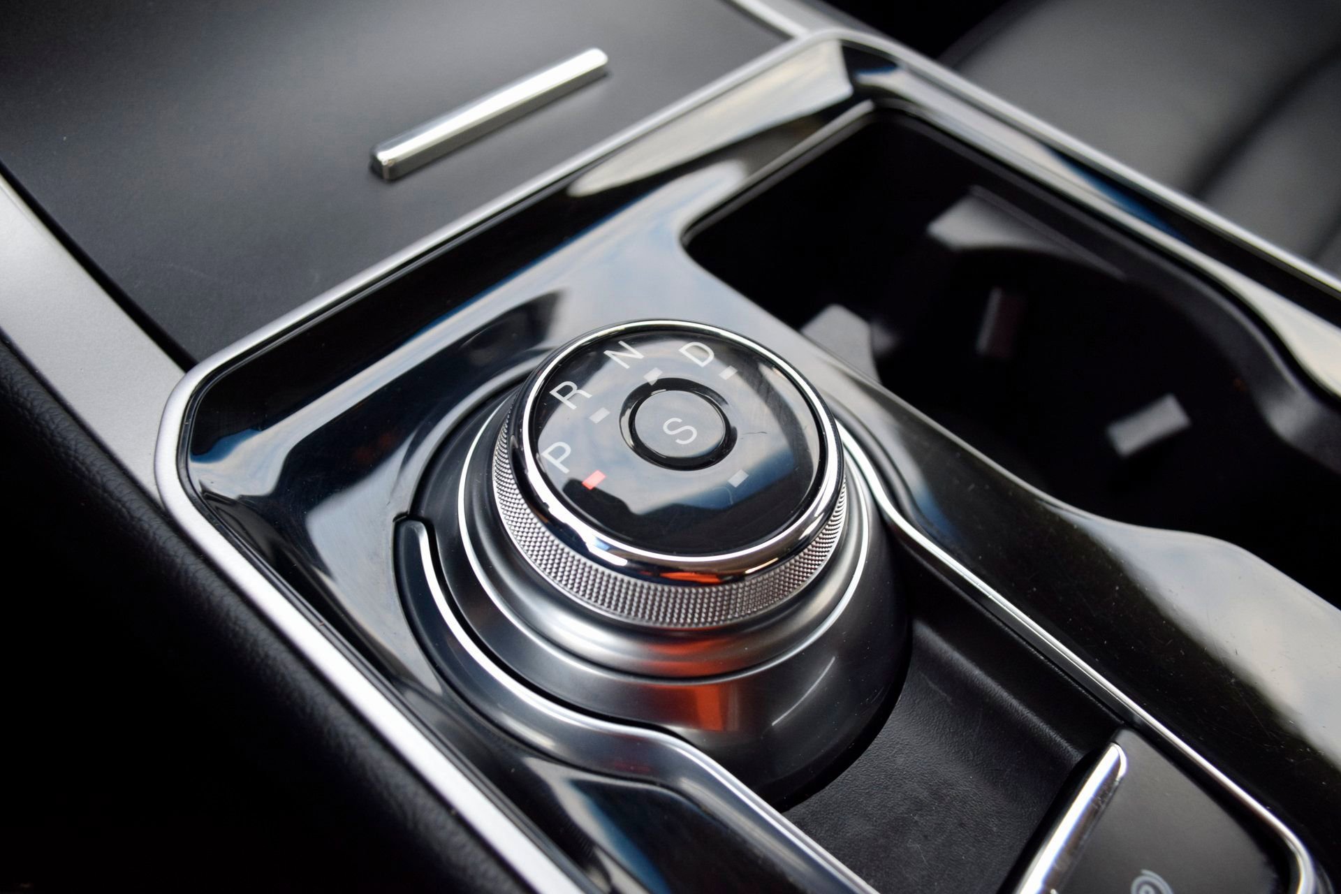 Certified 2019 Ford Edge SEL w/ Equipment Group 201A image 15