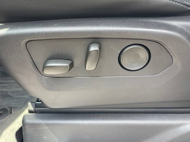 Used 2024 GMC Sierra 1500 SLT RWD image 14