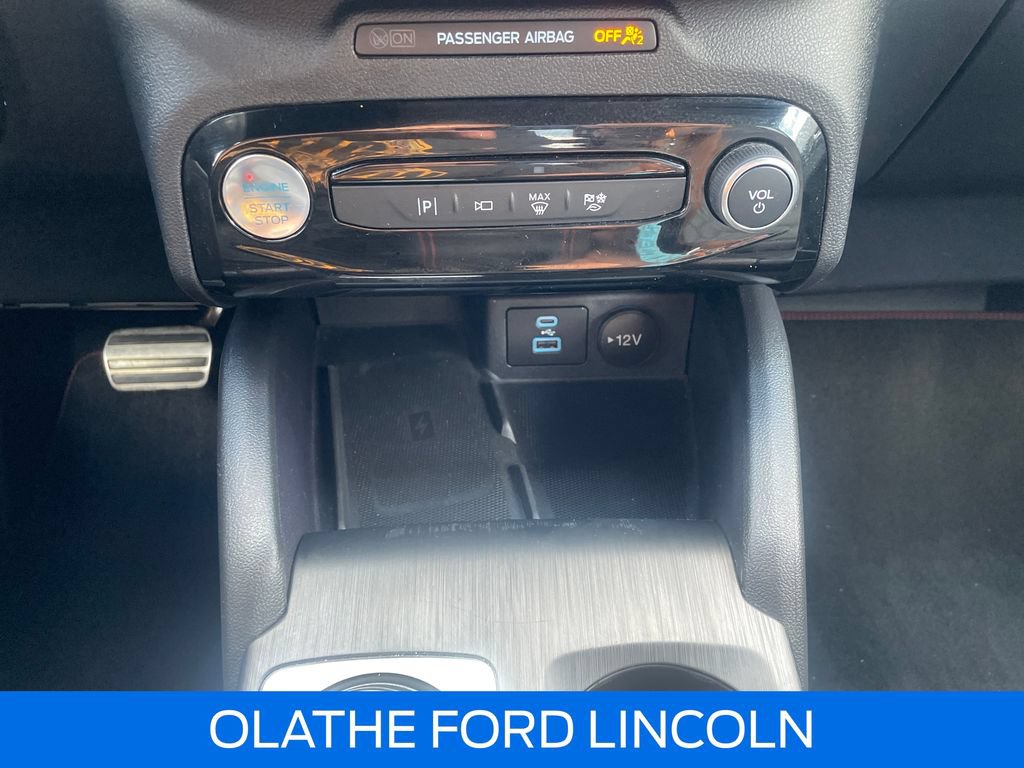 Certified 2023 Ford Escape ST-Line Elite w/ Premium Technology Package AWD/4WD image 16