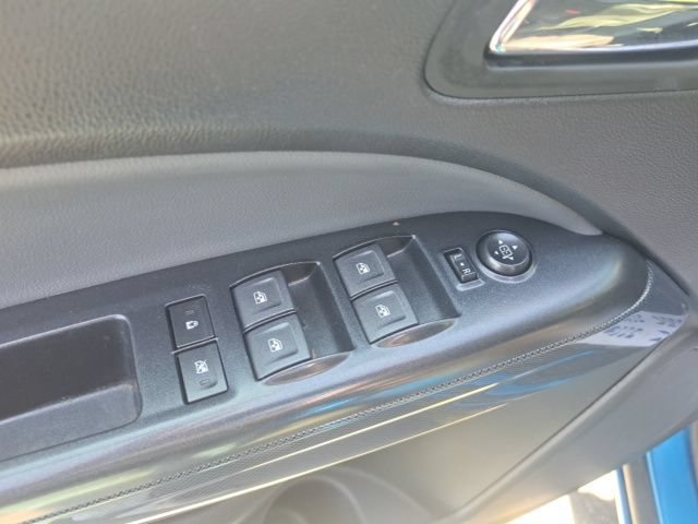 Used 2021 Chevrolet Colorado Z71 w/ Safety Package AWD/4WD image 11