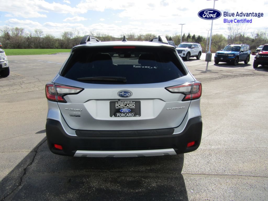 Used 2025 Subaru Outback Limited AWD/4WD image 5