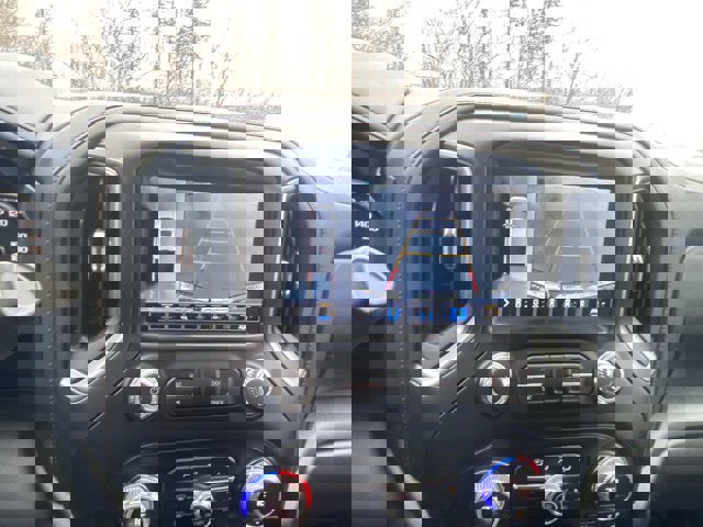 Used 2021 GMC Sierra 1500 AT4 w/ AT4 Premium Package image 16