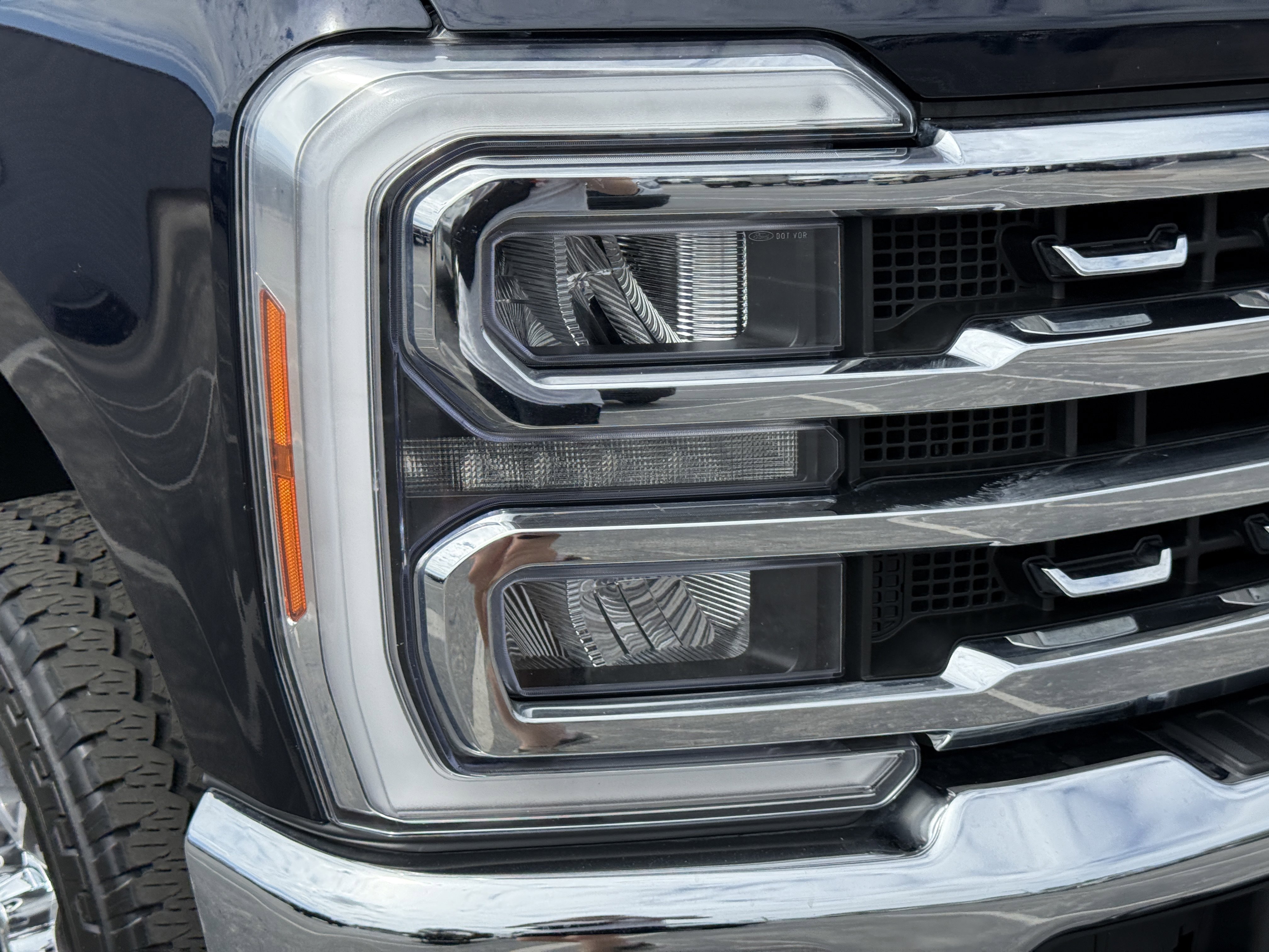 Certified 2023 Ford F350 Lariat w/ Lariat Ultimate Package image 7