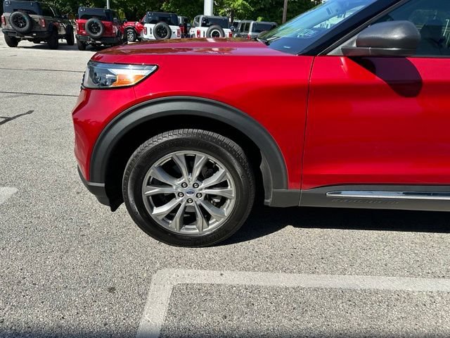Certified 2023 Ford Explorer XLT w/ Equipment Group 202A AWD/4WD image 77