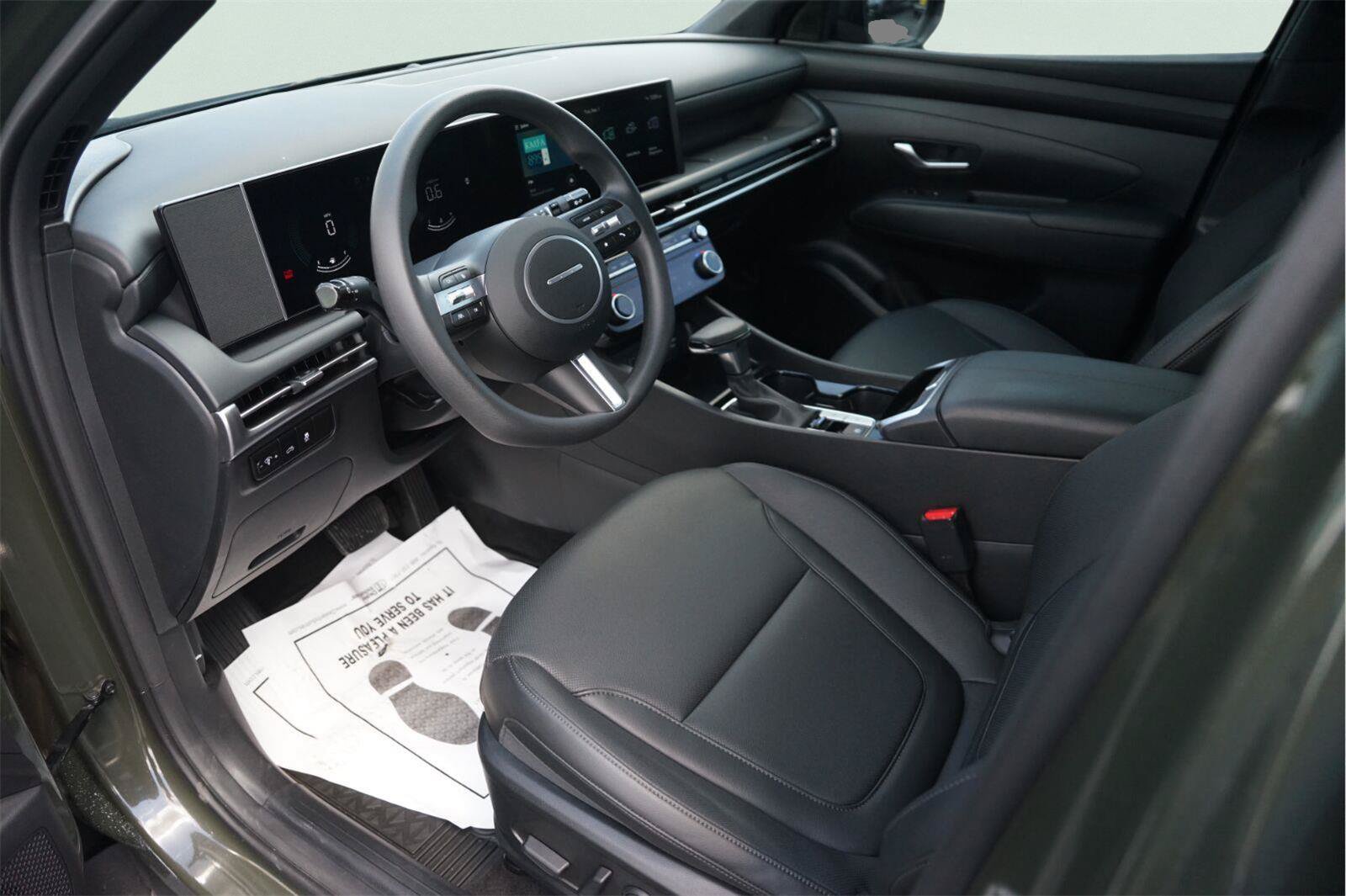 Used 2026 Hyundai Santa Cruz SEL FWD image 8