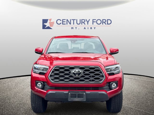 Used 2023 Toyota Tacoma TRD Off-Road w/ Technology Package AWD/4WD image 2