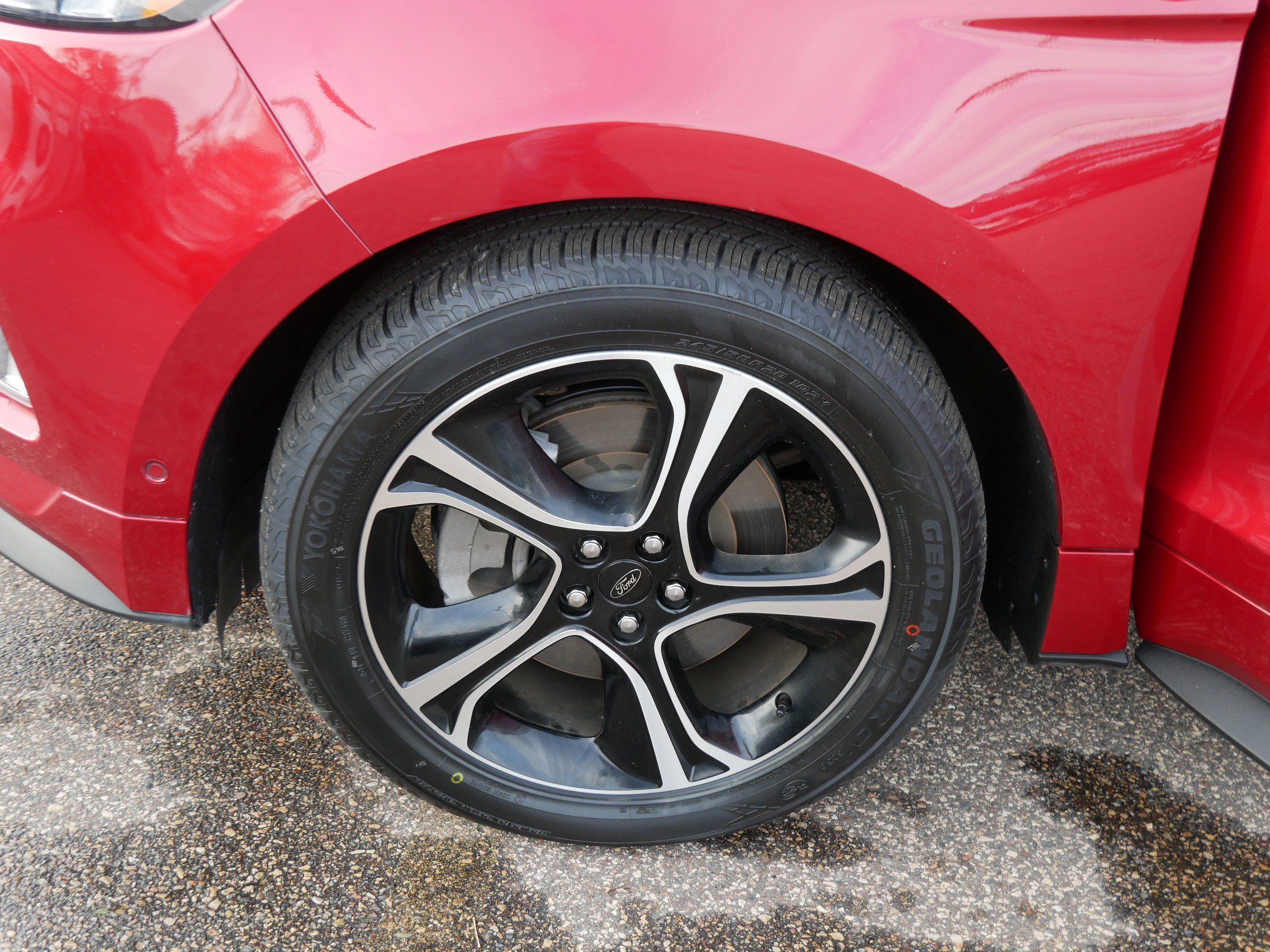 Certified 2022 Ford Edge ST w/ Equipment Group 401A image 15