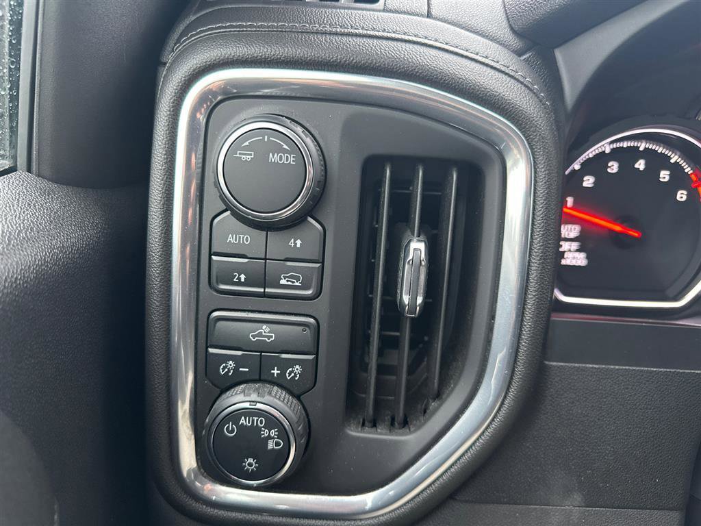 Used 2020 Chevrolet Silverado 1500 LT w/ All-Star Edition image 23