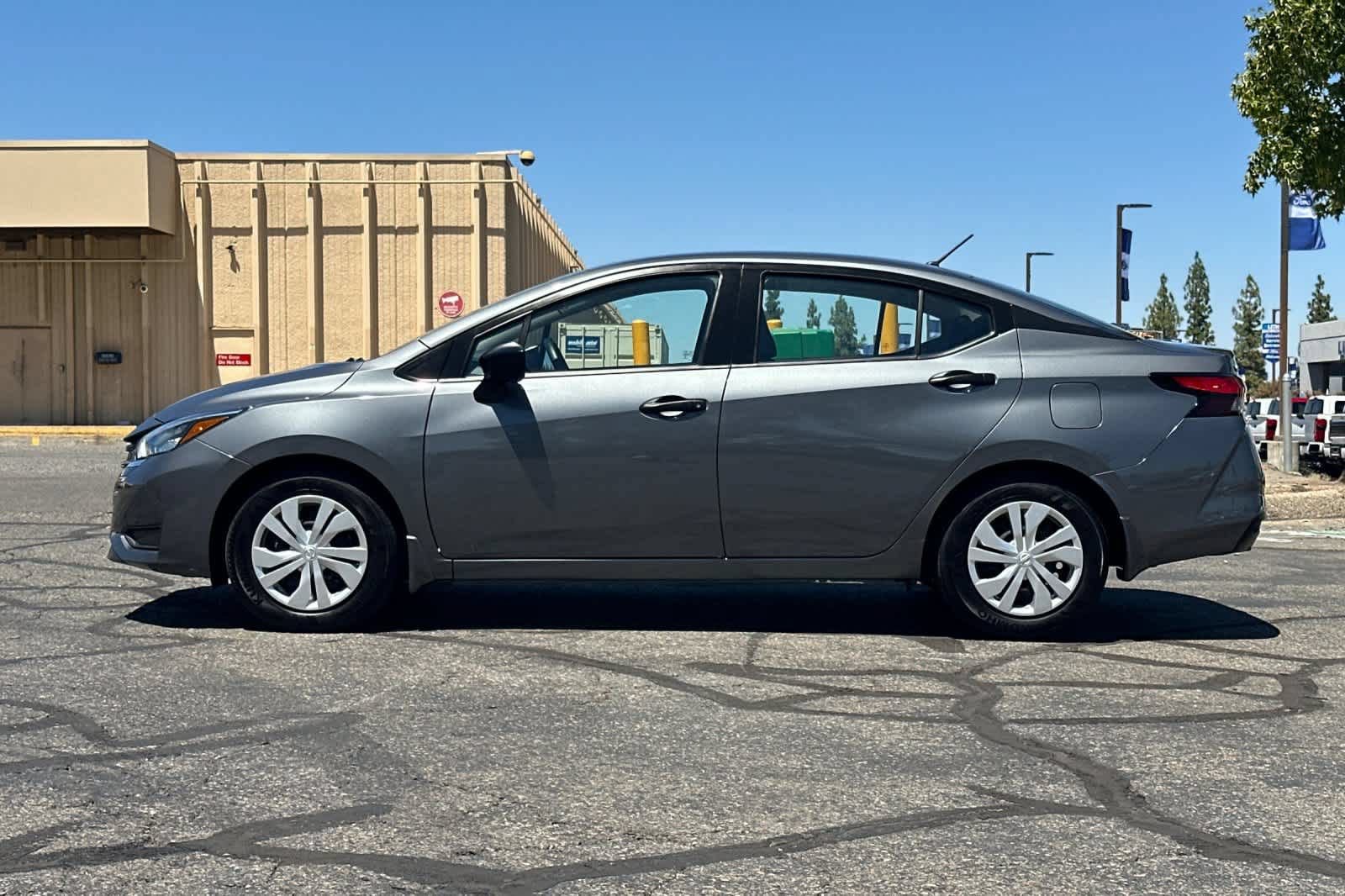 Used 2025 Nissan Versa S w/ Trunk Package FWD image 6