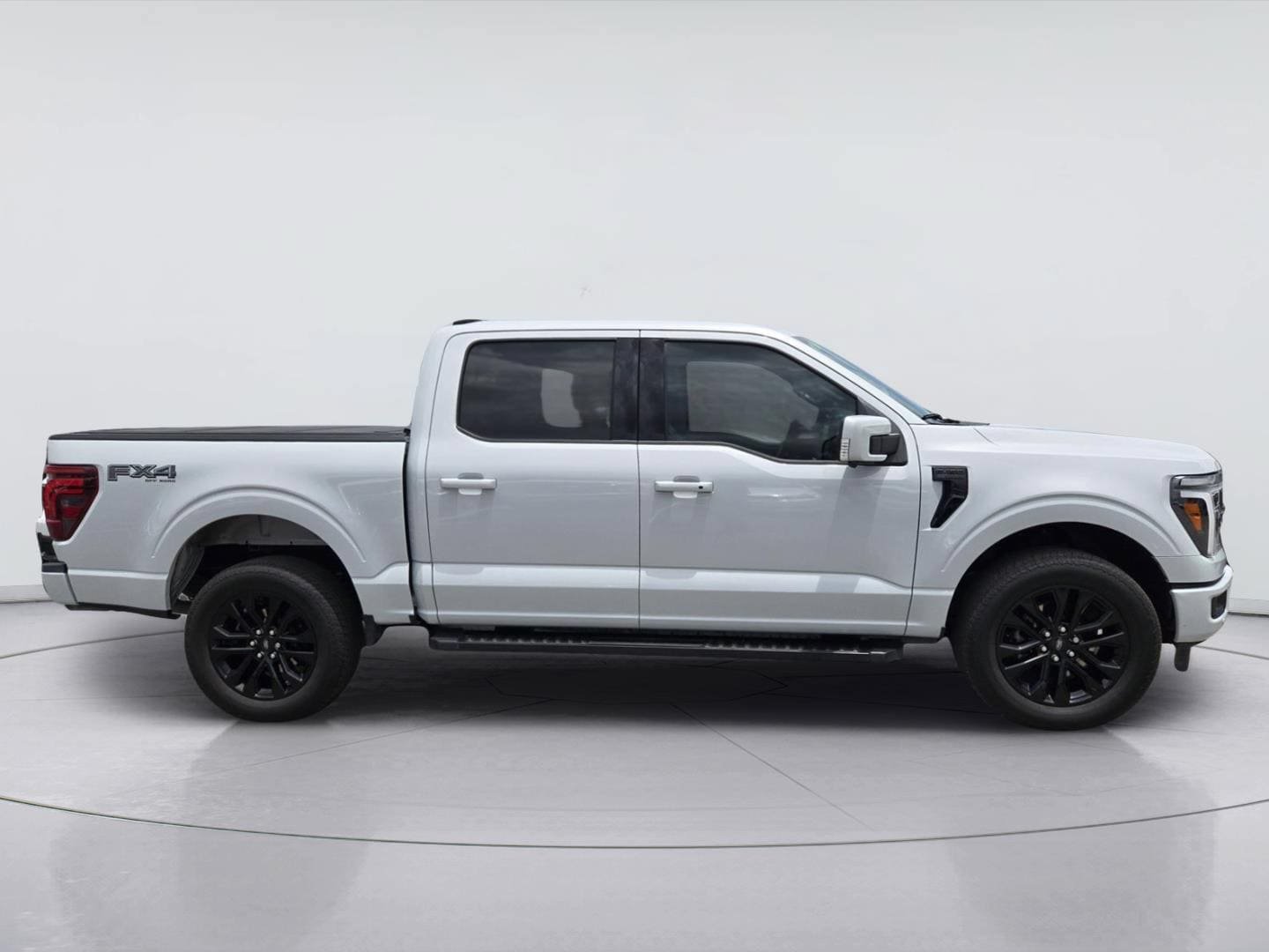 Certified 2025 Ford F150 Lariat w/ Equipment Group 501A Mid AWD/4WD image 4