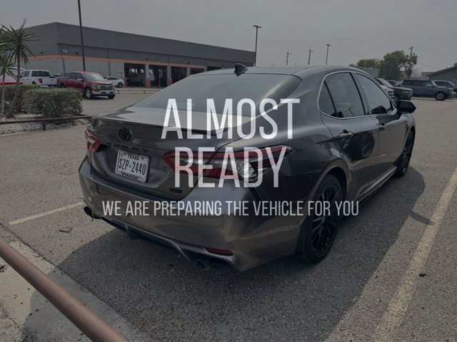 Used 2023 Toyota Camry XSE image 3