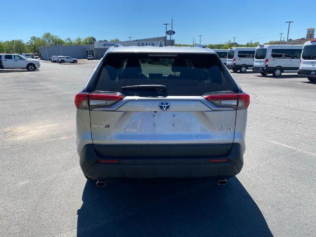 Used 2022 Toyota RAV4 XLE AWD/4WD image 4