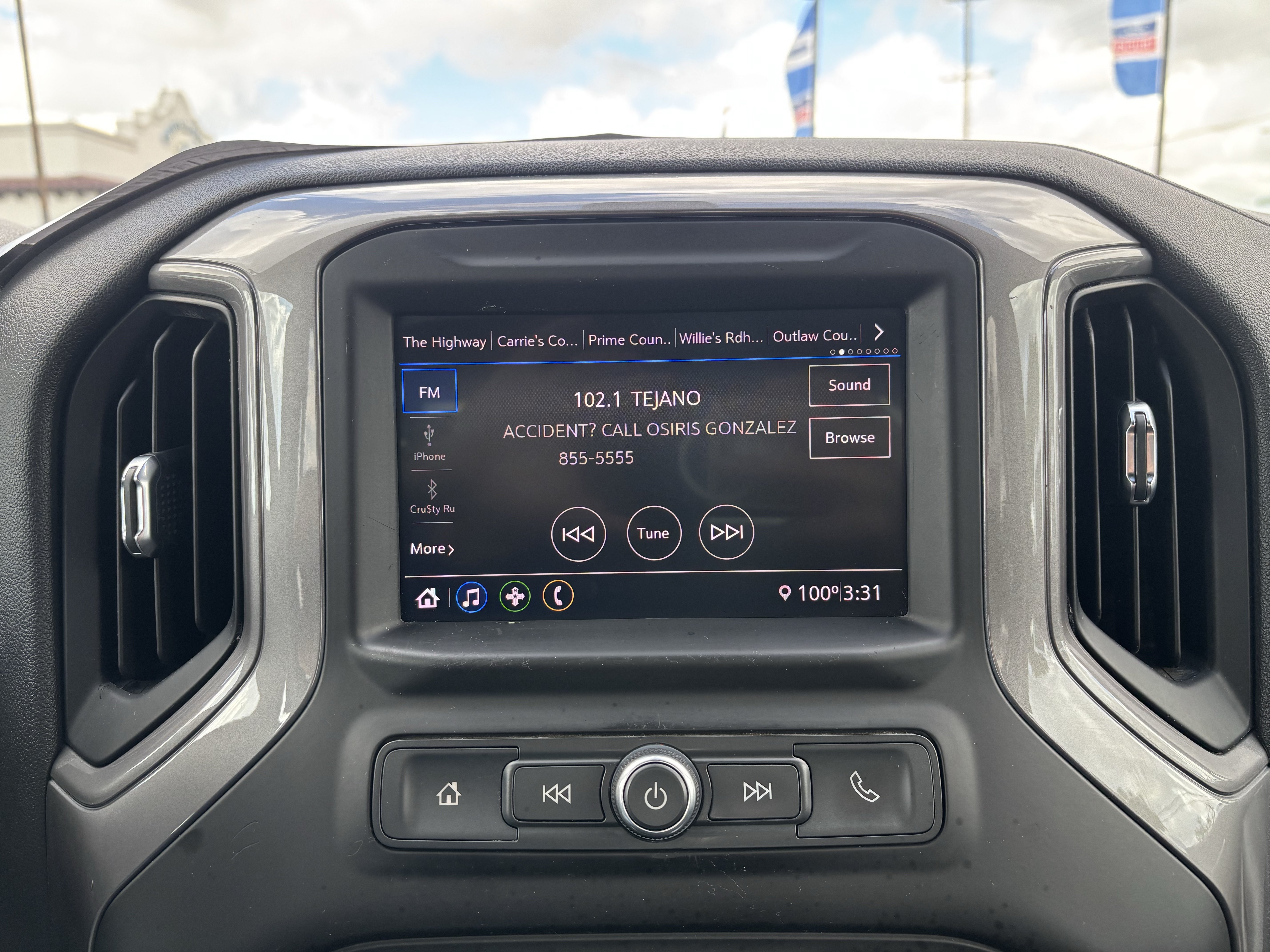 Used 2020 Chevrolet Silverado 1500 Custom w/ Custom Value Package RWD image 31