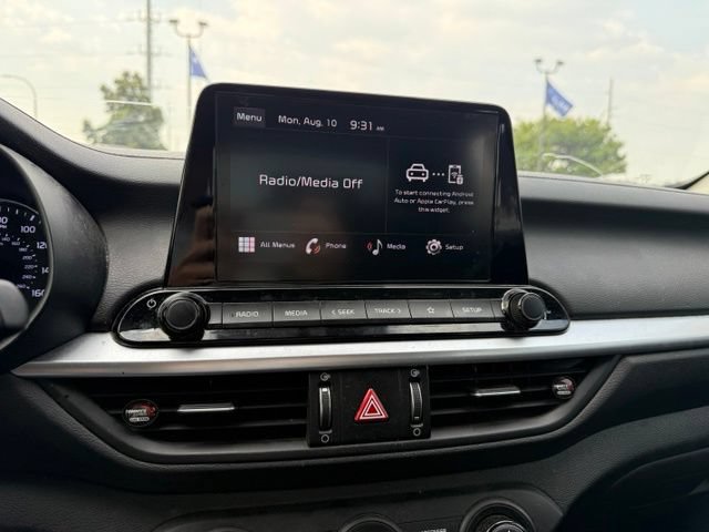 Used 2023 Kia Forte LXS w/ LXS Technology Package FWD image 16