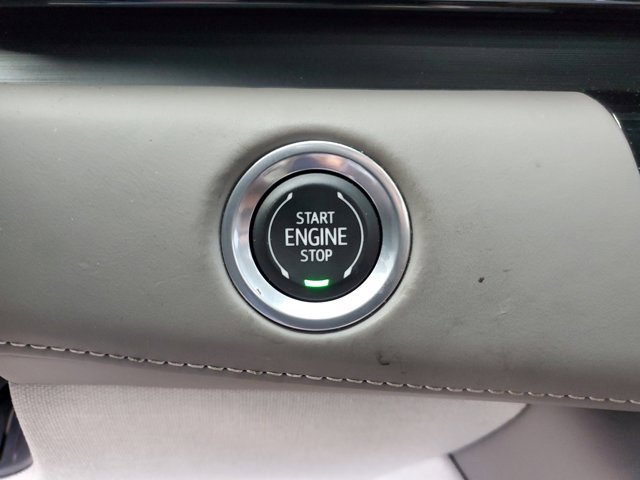 Used 2023 Cadillac Escalade Premium Luxury Platinum image 35