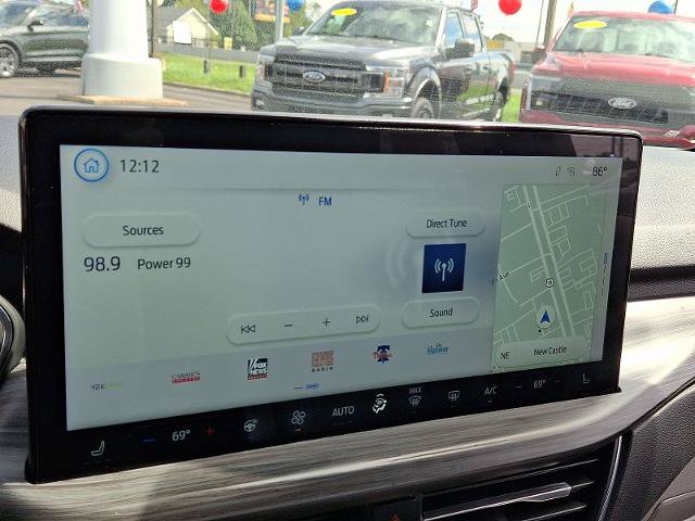 Certified 2023 Ford Escape Platinum AWD/4WD image 17