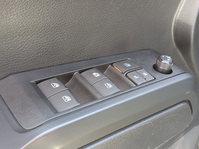 Used 2021 Toyota Tacoma SR AWD/4WD image 10