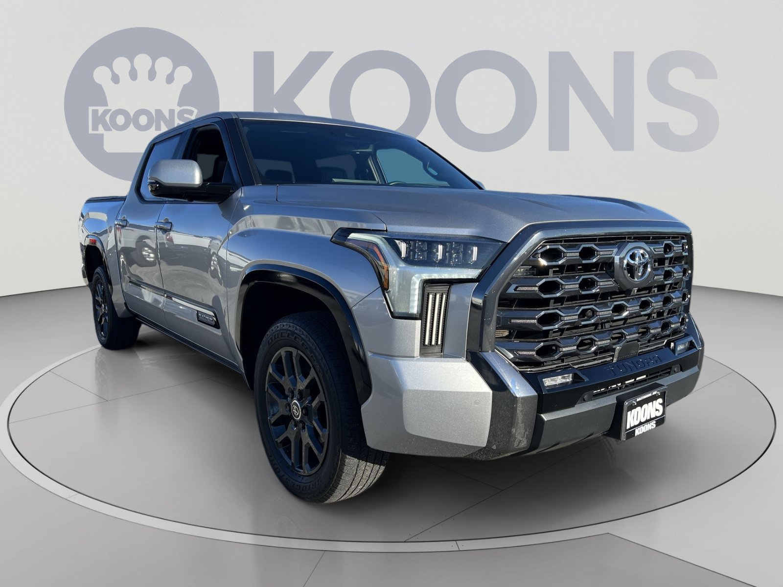 Used 2024 Toyota Tundra Platinum AWD/4WD image 10