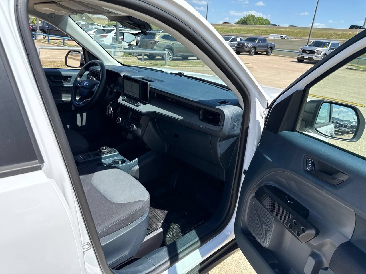 Certified 2022 Ford Maverick XL FWD image 15