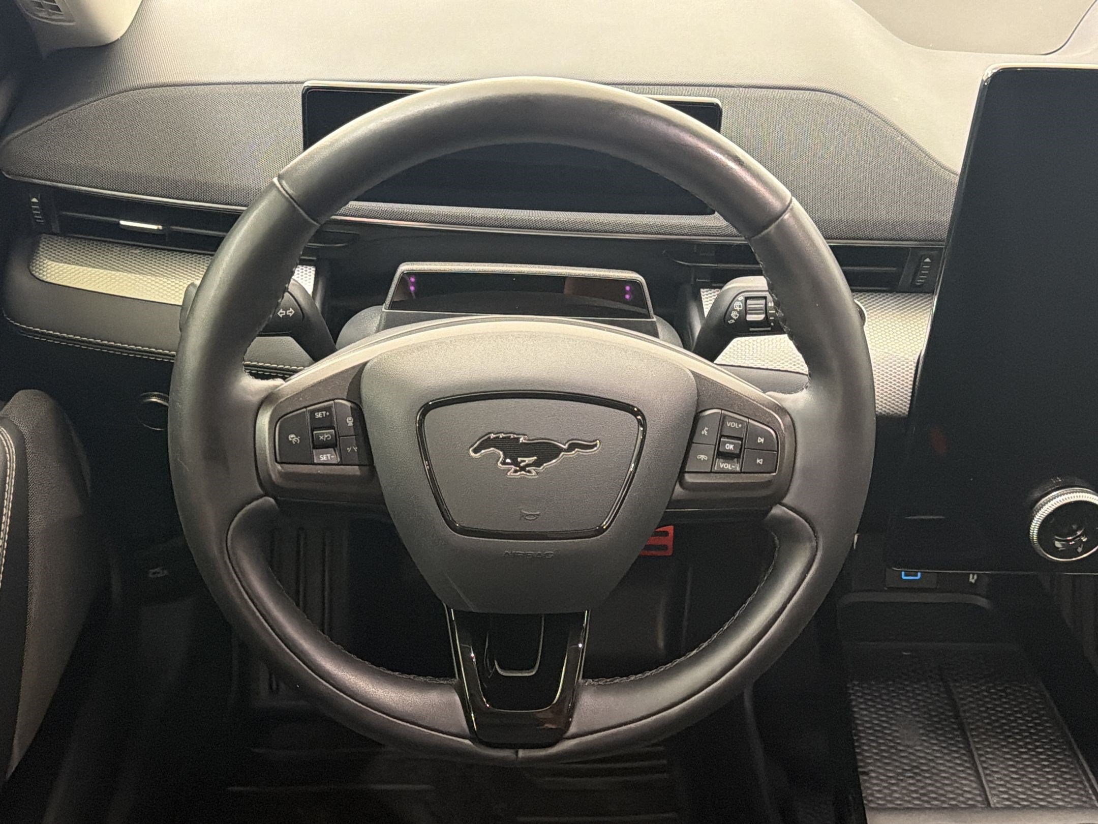 Certified 2022 Ford Mustang Mach-E Select w/ Comfort/Technology Package RWD image 11