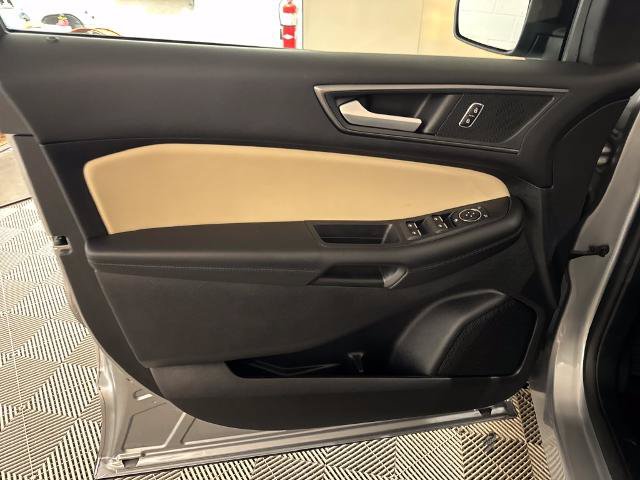 Certified 2024 Ford Edge SE w/ Black Appearance Package AWD/4WD image 10