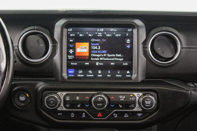 Used 2021 Jeep Wrangler Unlimited Sahara AWD/4WD image 20
