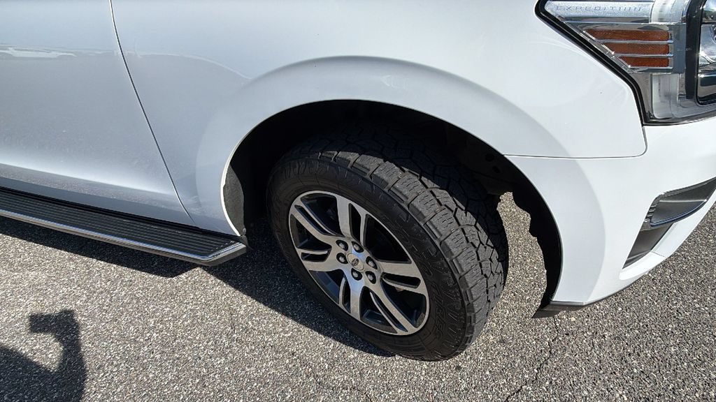 Certified 2022 Ford Expedition Max Limited AWD/4WD image 10
