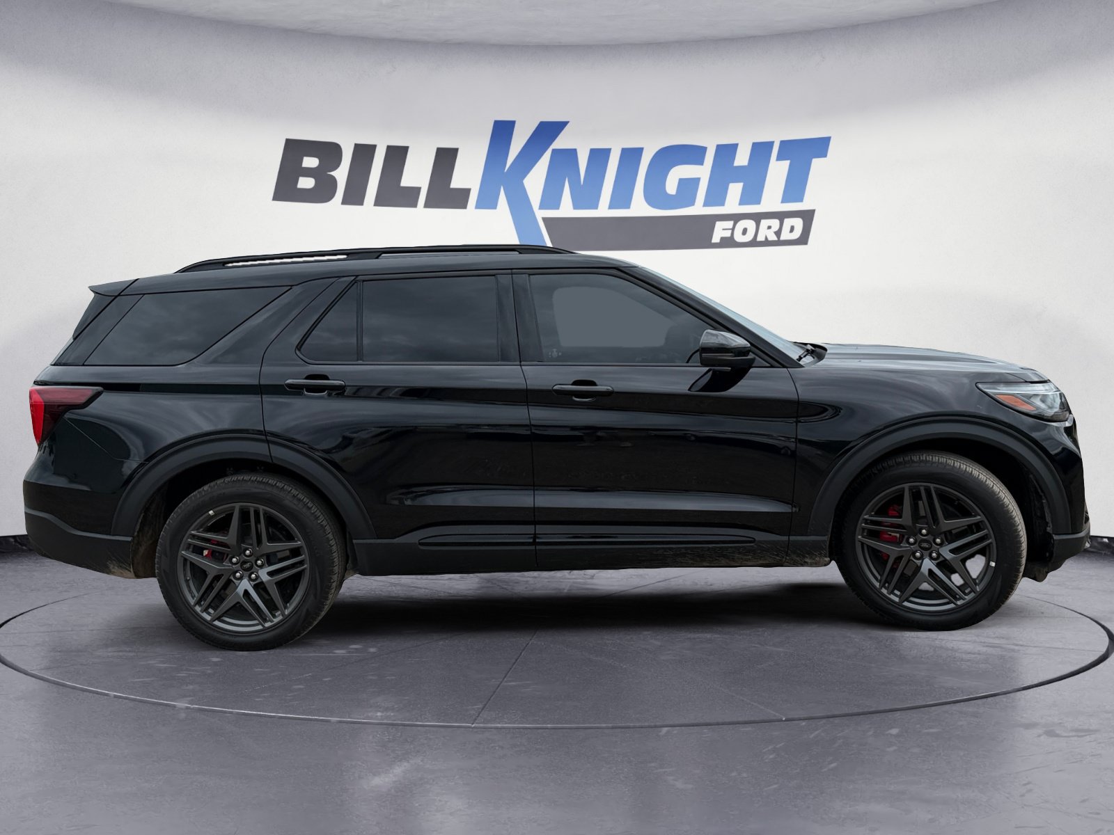 Certified 2026 Ford Explorer ST AWD/4WD image 6