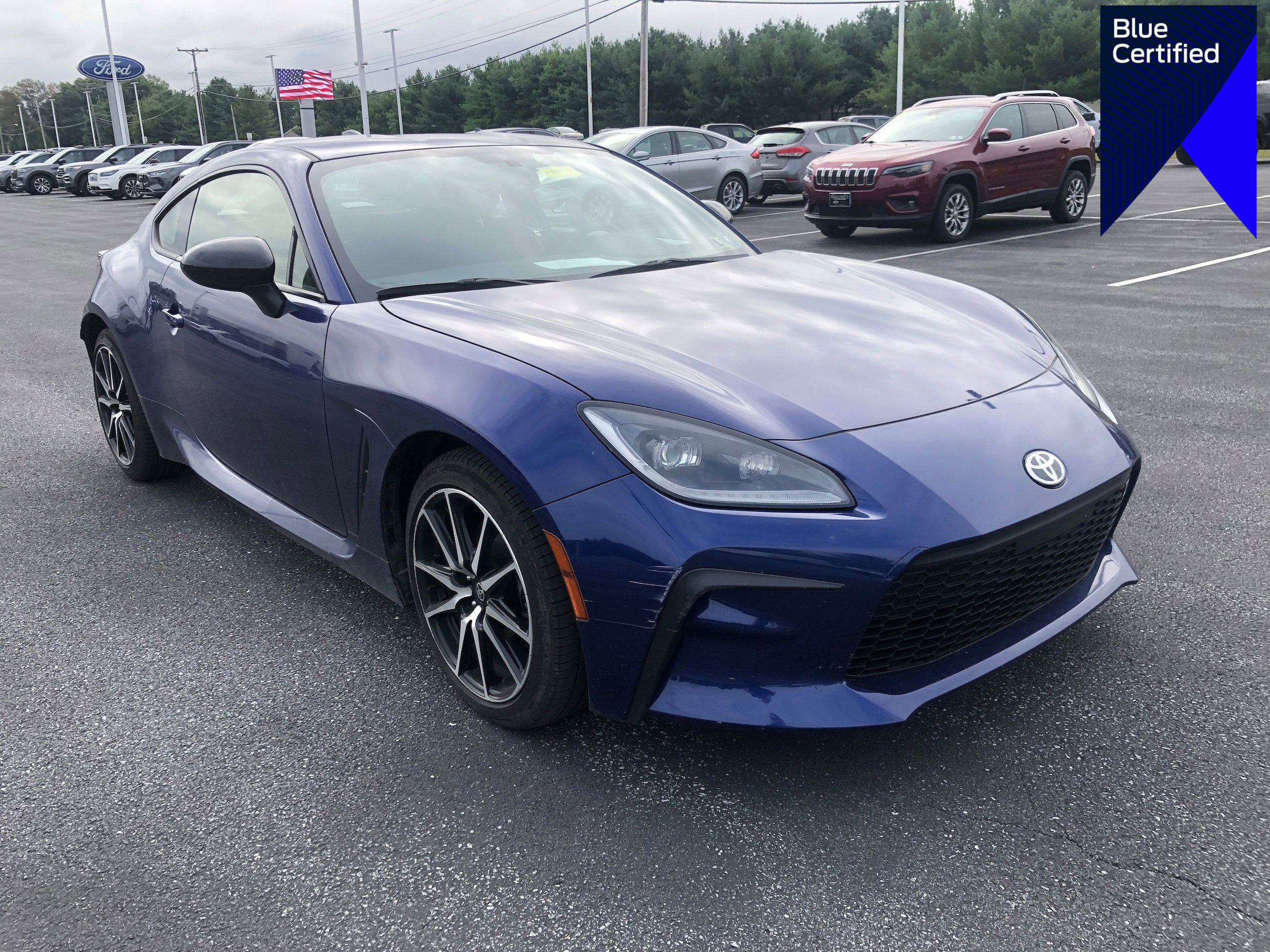 Used 2023 Toyota GR86 image 1