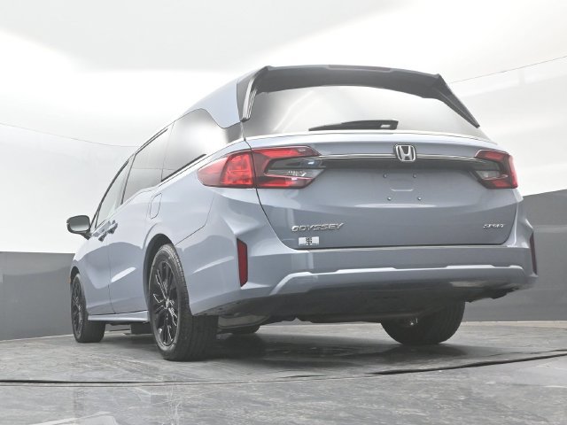 Used 2025 Honda Odyssey Sport-L image 23