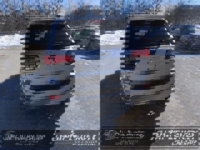 Used 2017 Jeep Grand Cherokee Altitude image 17