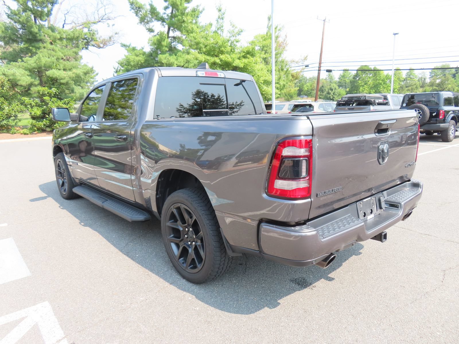 Used 2023 RAM 1500 Laramie AWD/4WD image 7