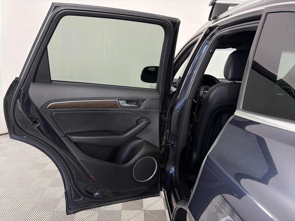 Used 2017 Audi Q5 3.0T Premium Plus image 12