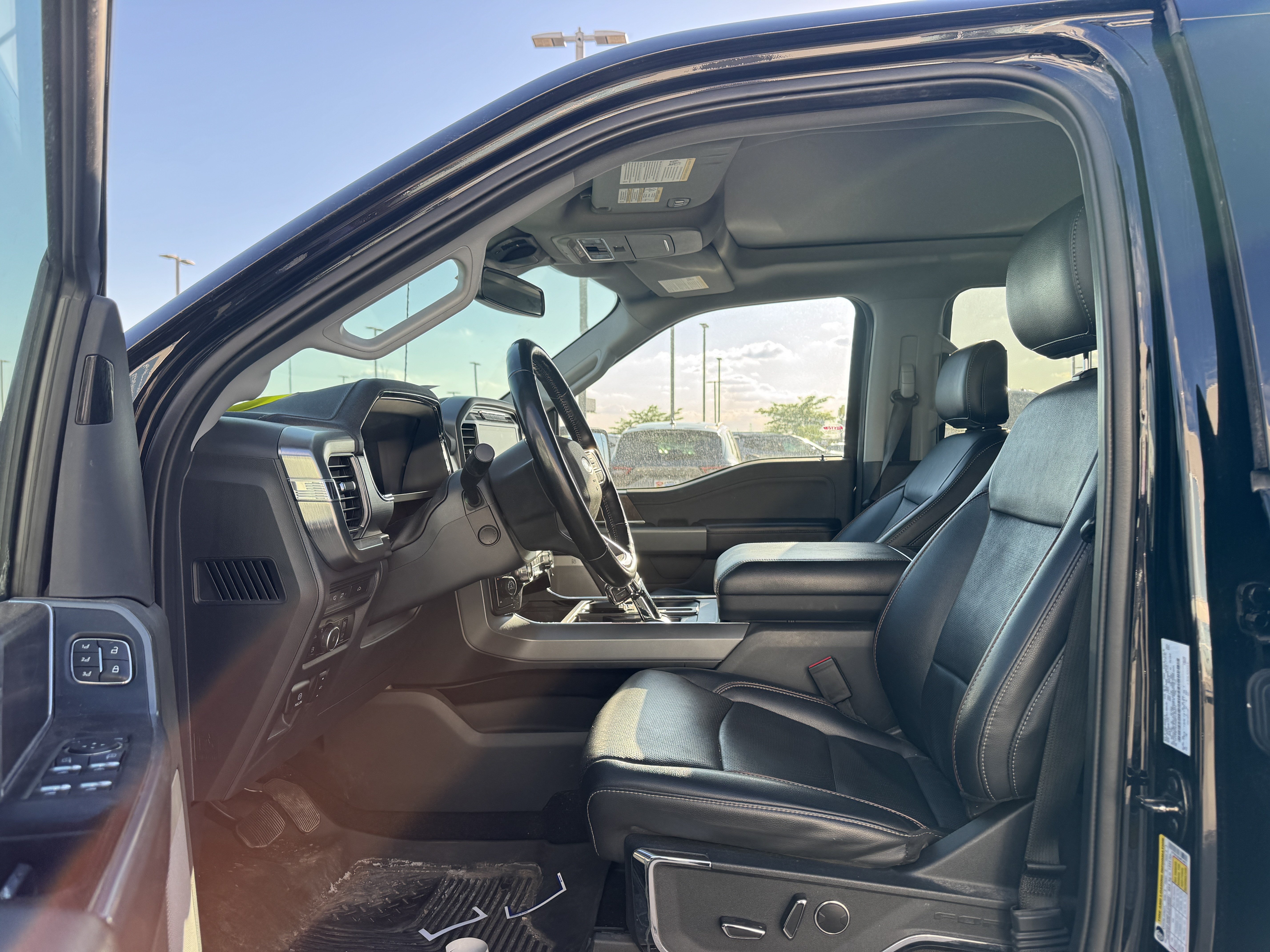Certified 2021 Ford F150 Lariat w/ Equipment Group 502A High AWD/4WD image 18